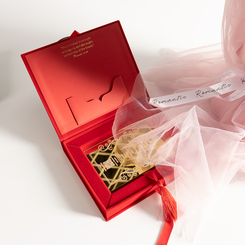 Custom Design Velvet Wedding Invitation Box Luxury Scroll Hardcover Invitation Cards With Custom Monogram Packaging Box
