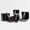 Creative LED Light Jewelry Necklace Bracelet Bracelet Packaging Box Proposal Ring Box Brushed Leather Jewelry Box