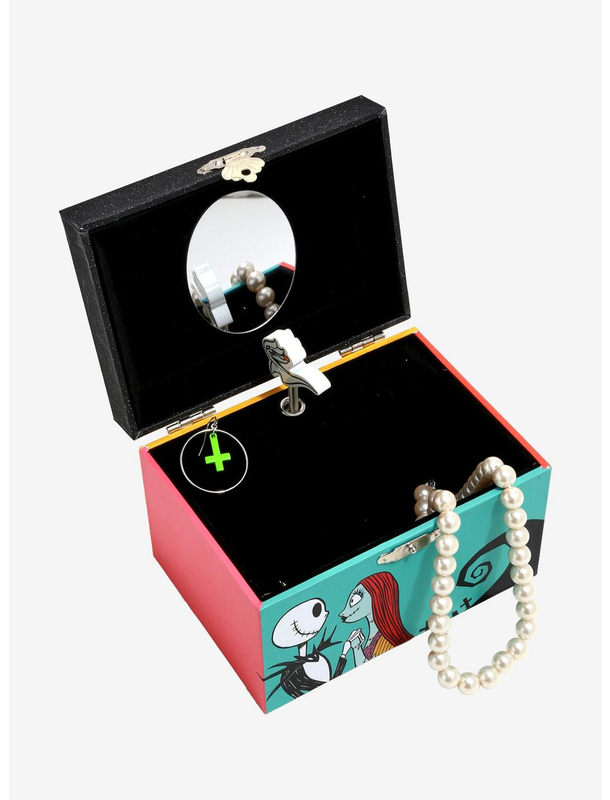 Rotating Musical Jewelry Box for Girl Wooden Paper Nightmare before Christmas Necklace Box Metal Lock Halloween Display Gift Box