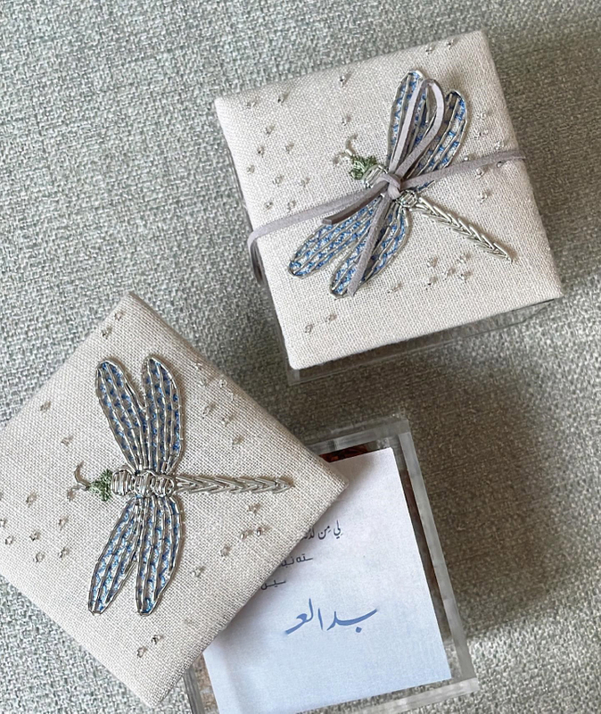 Hand Fabric Dessert Box with Embroidery Lid Luxury Empty Ramadan Wedding Chocolate Cake Box Wedding Macaron Candy Box 