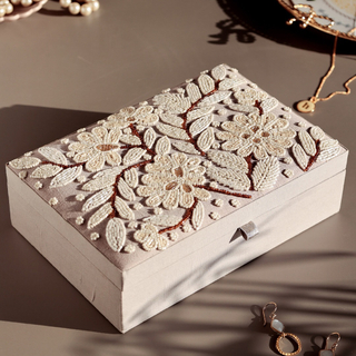 Handmade White Flower Embroidered Beaded Jewelry Wood Gift Box Fabric Jewelry Ring Box Packaging Luxury Jewelry Storage Box Set