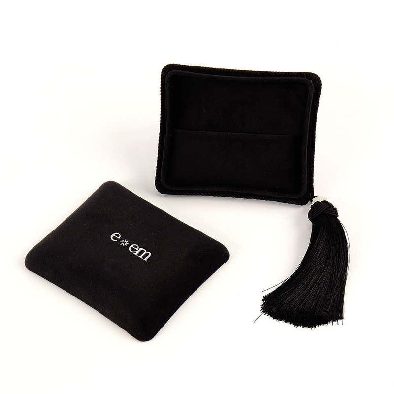 Custom Logo Luxury Gift Suede Velvet Travel Bracelet Jewelry Box Packaging Organizer Black Velvet Ring Jewelry Box with Tassel