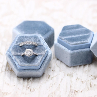 Small Portable Vintage Pink Velvet Ring Display Box Mini Hexagon Velvet Jewelry Wedding Ring Packaging Box Private Label