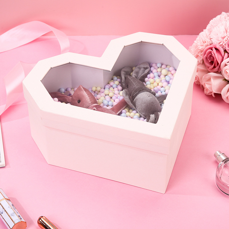 Luxury Heart Shape Transparent Window Valentine's Day Preserved Rose Flower Bouquet Packaging Boxes Wholesale