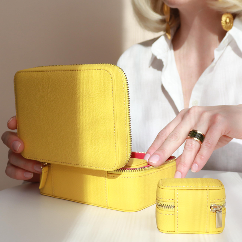 Fashion Small Portable Travel Case Organizer Display Storage PU Leather Velvet Holder Jewelry Box