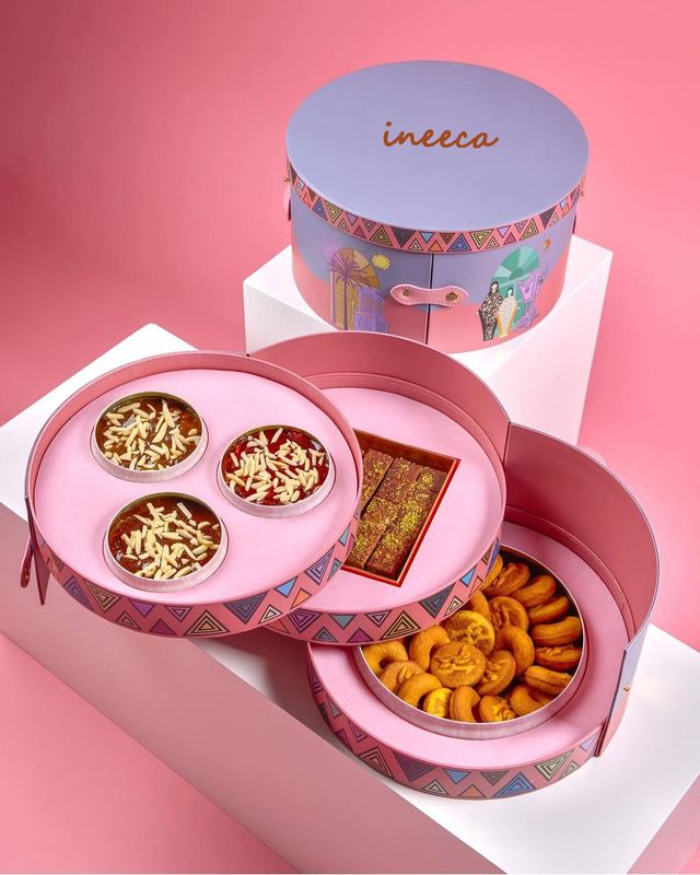  3 Layer Rotating Chocolate Dates Display Box