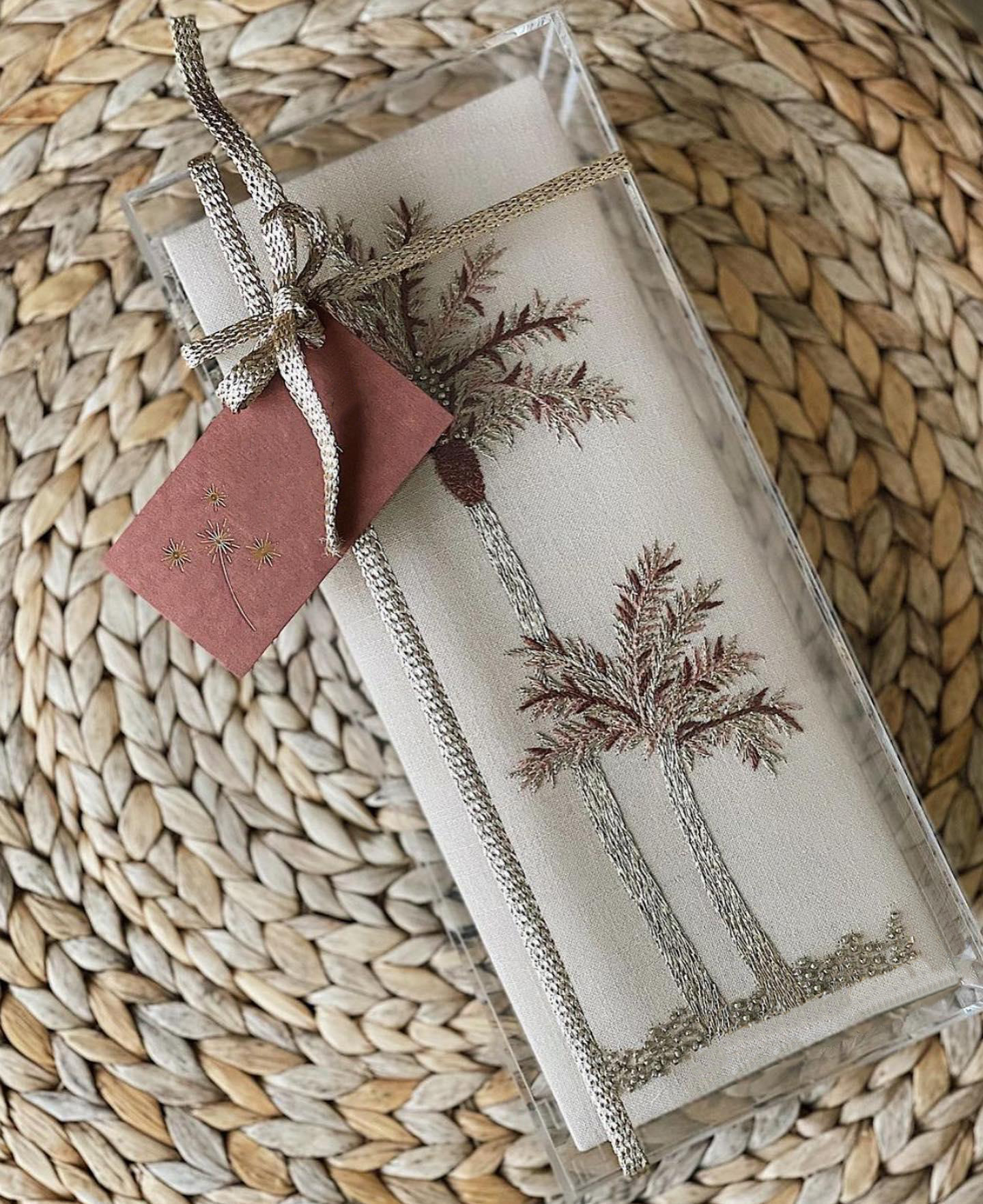 acrylic chocolate box (3)