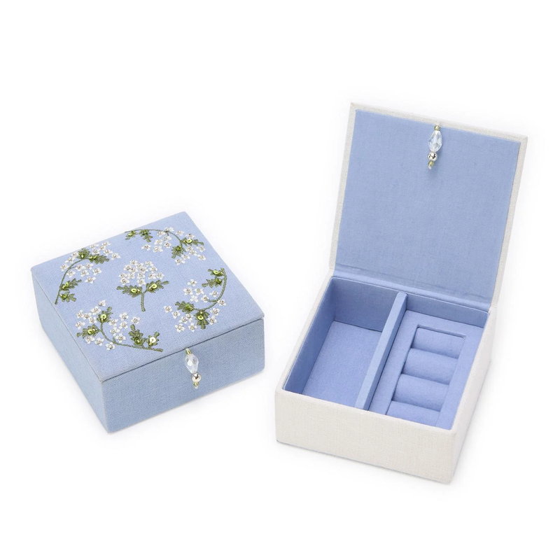 Custom Fabric Jewelry Box Beaded Sequin Embroidered Box Pendant Jewelry Boxes for Packaging Jewelry Ring Accessories with Logo