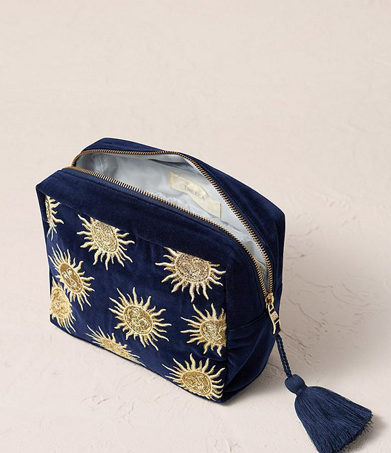 Wash Bag 8