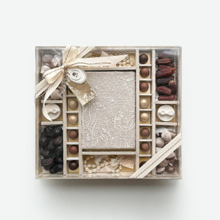 Custom Square Suede Food Box Candy Chocolate Covered Strawberry Sweet Acrylic Ramadan Gift Boxes Packaging Transparent Lid