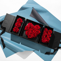 Luxury Custom Logo Paper Cardboard I Love You Christmas Flower Cake Portable Gift Packaging Box with Floral Foam