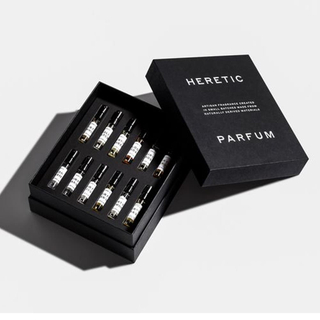 Empty Custom Luxury Cardboard Paper Skincare Perfume Essential Oil Bottle Packaging Gift Box Perfume Packing Box Perfume