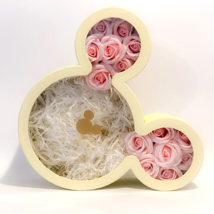 New style Popular mickey mouse Valentine paper flower chocolate gift packaging box with clear PVC window and gold logo