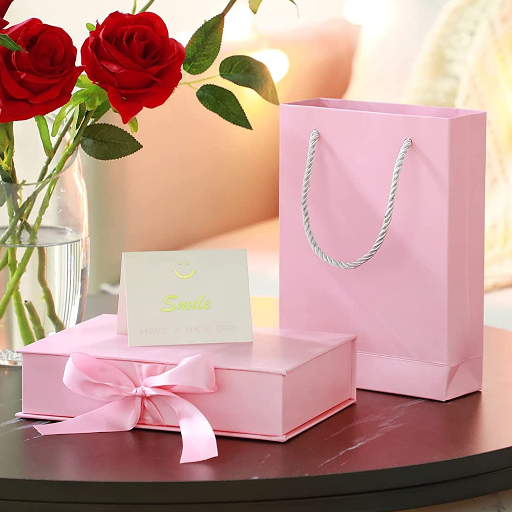 Luxury Custom New Arrival Simple Elegant Folding Magnetic Cardboard Paper Gift Shipping Packaging Box