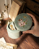Vintage Charm Embroidered Fabric Jewellery Packaging Box Round Velvet Mini Earrings Bracelet Display Embroidery Flowers Gift Box