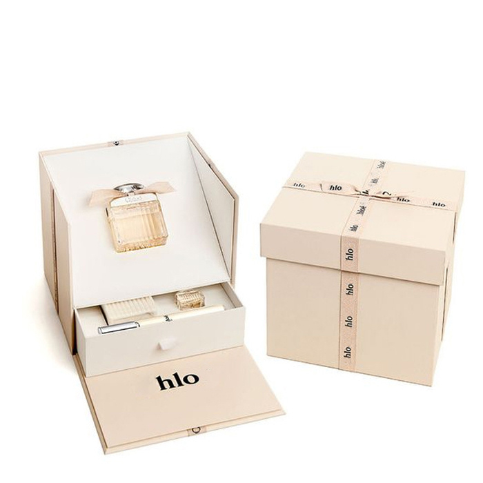 Customized Paper Perfume Bottle Packaging Magnetic Boxes Present Folding Cardboard Cosmetic Package Carton With Logo