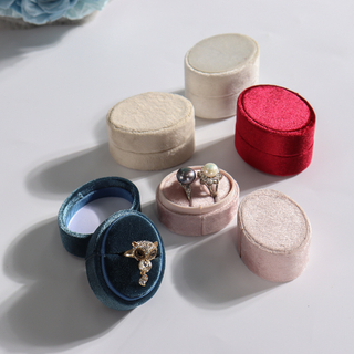 High Quality Oval Ring Box Luxury Velvet Jewellery Necklace Ring Gift Boxes Packaging Softly Ribbon Jewelry Velvet Storage Box