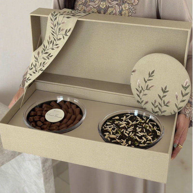 Luxury Leaves Embroidery Empty Food Chocolate Candy Box Square Flip Packaging Linen Decoration Dessert Dates Ramadan Gift Box