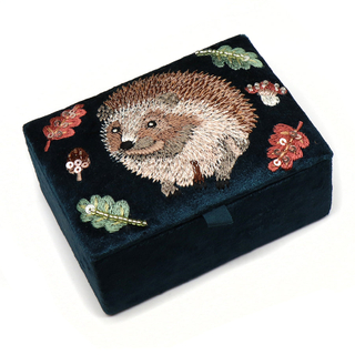 Hand Embroidered Jewelry Box Custom Necklace Ring Box with Mirror
