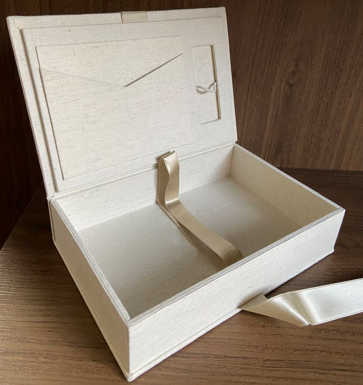 Personalized Linen Photo Souvenir Packaging Box Flip Photo Box with Bow Ribbon Organizer Storage Photo Usb Gift Box
