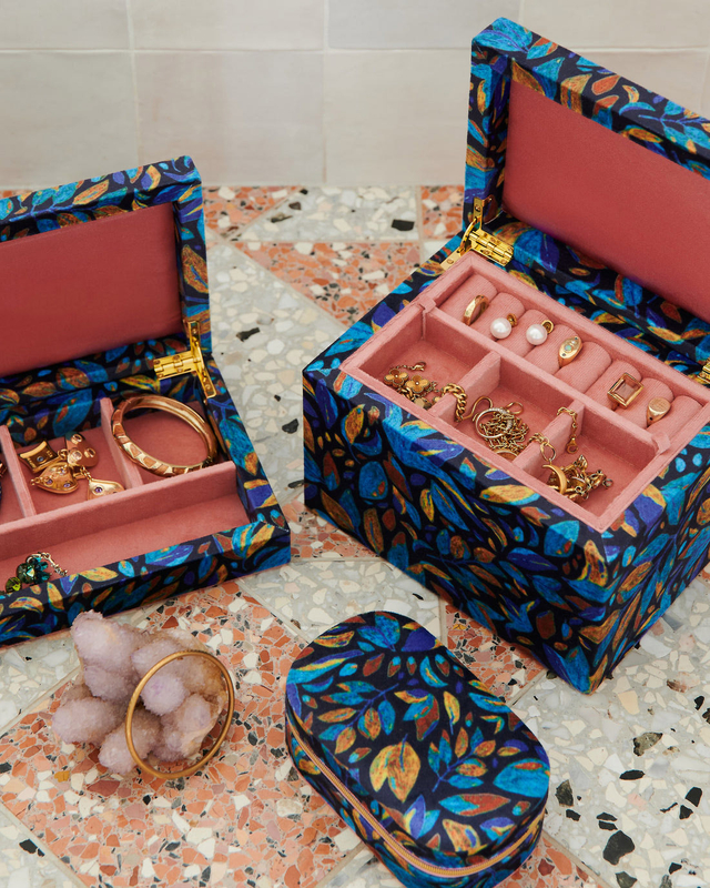 Purple Pink Jewelry Box Custom Logo Printed Velvet Luxury Case Necklace Bracelet Box Packaging Jewelry Premium Packaging