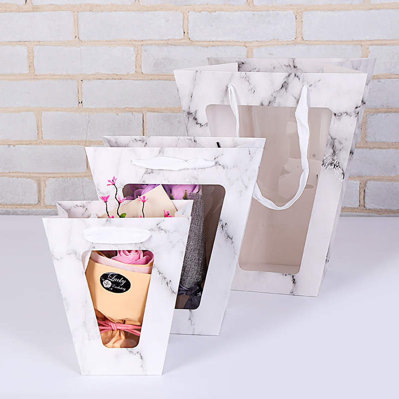 New Arrival Trapezoidal Transparent PVC Window Rose Flower Bouquet Decoration Carrier Packaging Bag Box with Handle