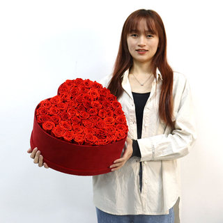 Custom Heart-shaped Paper Cardboard Chocolate Rose Flower Gift Storage Packaging Box Wholesale Price