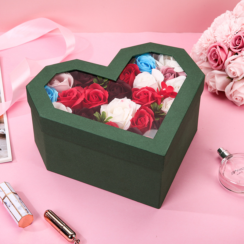 Luxury Heart Shape Transparent Window Valentine's Day Preserved Rose Flower Bouquet Packaging Boxes Wholesale