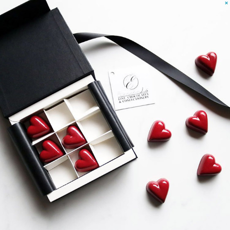 Magnetic Flip Candy Valentine Paper Chocolate Gift Boxes Strawberry Celebration Wedding Custom Truffles Chocolate Packaging Box