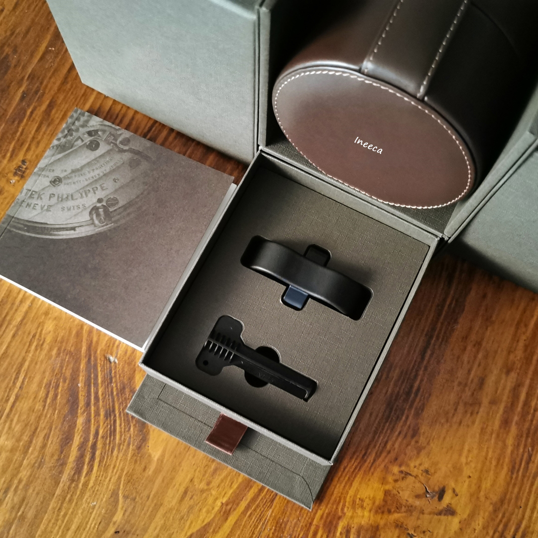watch box (14)