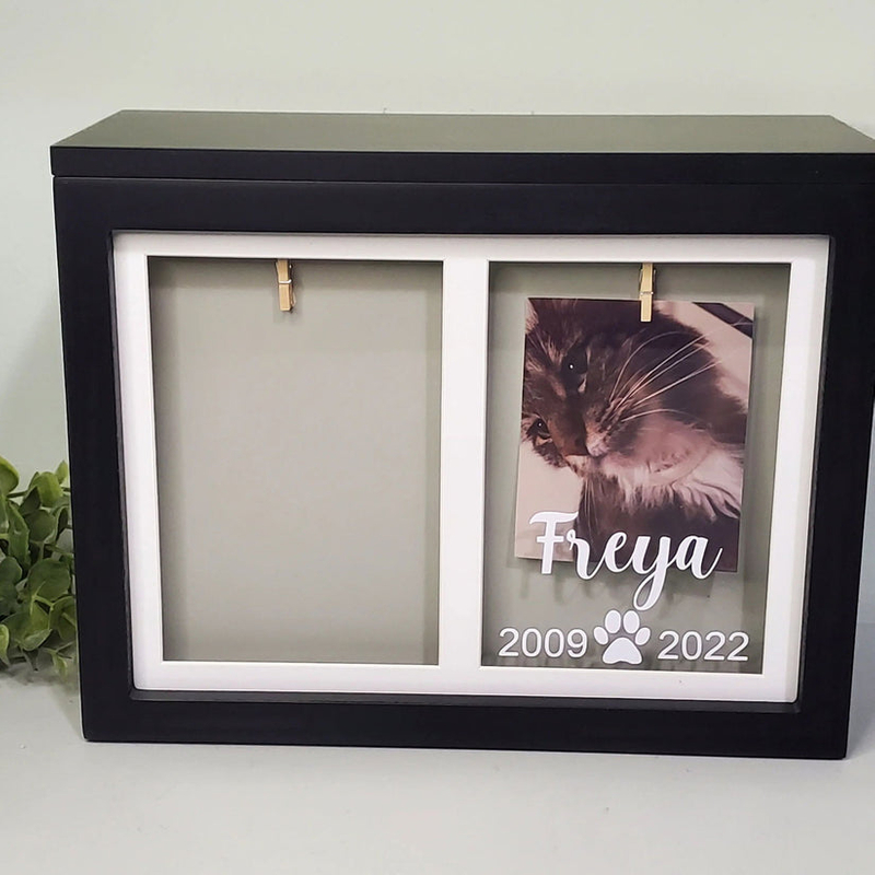 Custom Pet Dogs Caskets Urns Memorial Shadow Box for Photo Cards Wooden MDF Beautiful Memorial Box Packaging Pet Cremation Box 