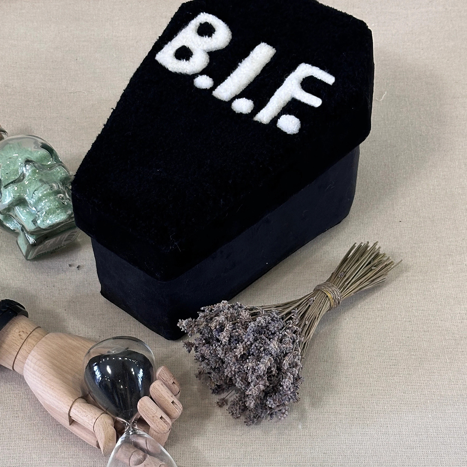 coffin jewelry box (4)