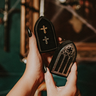 Gothic Window Wedding Ring Box