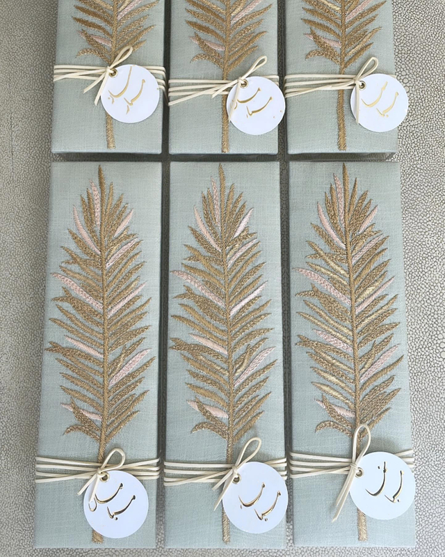 Sequin Acrylic Embroidery Box Custom Fan-shaped Food Window Box Chocolate Bead Candy Ramadan Birthday Cake Gift Box Packaging