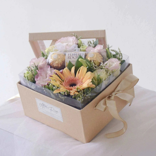 Custom Design Rose Gift Packaging Wholesale Rose Flower Boxes for Flowers Arrangements with Ribbon Luxury Square Rose Flower Box