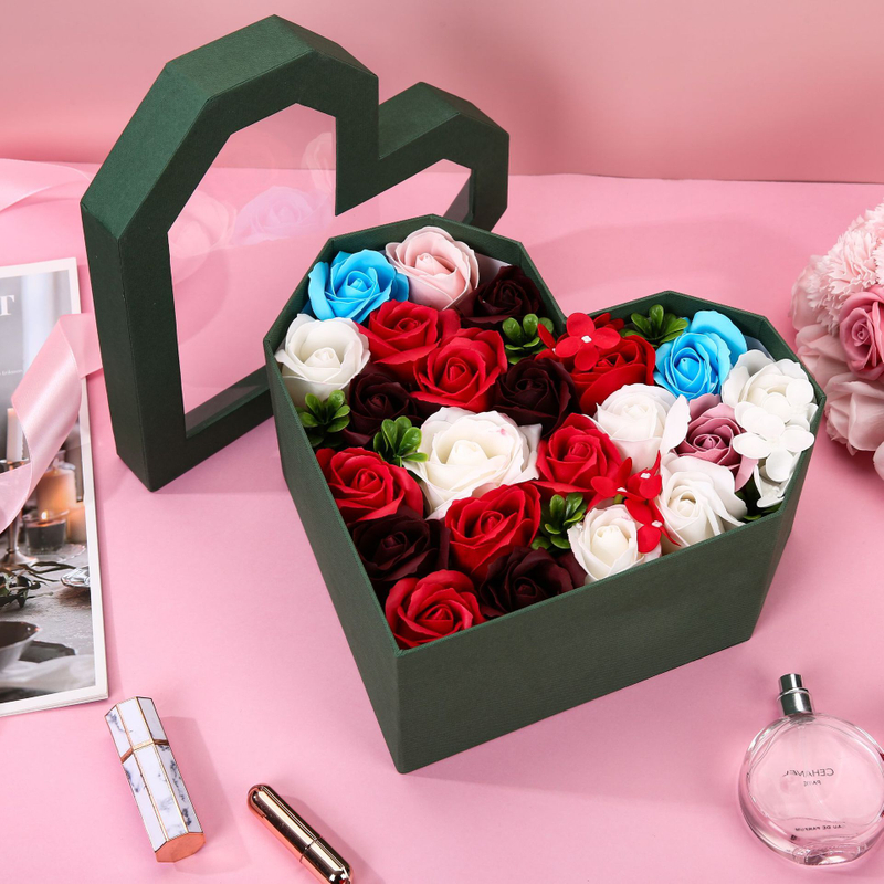 Luxury Heart Shape Transparent Window Valentine's Day Preserved Rose Flower Bouquet Packaging Boxes Wholesale