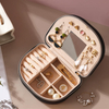 Travel Jewelry Case Small Portable Seashell-shaped Jewelry Box PU Leather Mini Jewelry Organizer with Mirror
