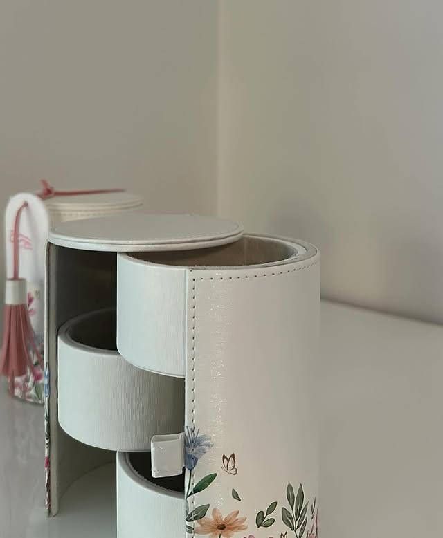 Perfume Box 26