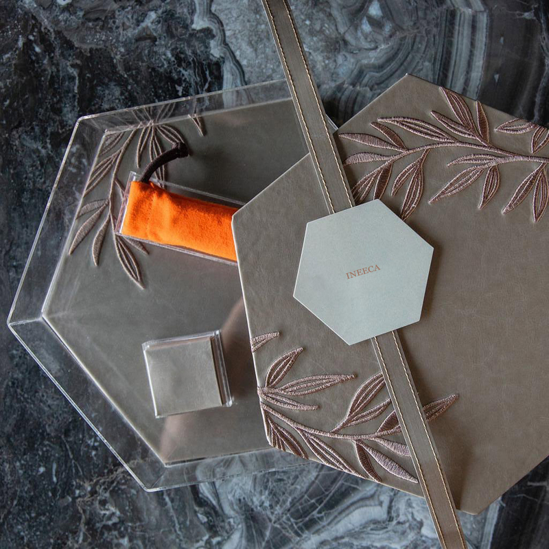 Luxury Hexagon Perfume Box Velvet Flowers Embroidery Perfume Gift Boxes clear Acrylic Plastic Base Cosmetic Skincare Box Set