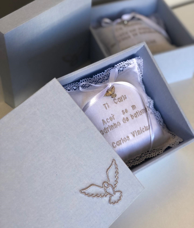 Hand Embroidery Baby Christening Keepsake Box Earring Bracelet Display Organizer Box Velvet Fabric Necklace Jewelry Packaging