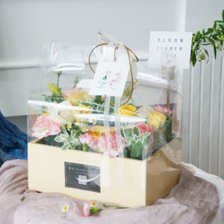 New Arrival Creative Transparent PVC Mother's Day Valentine's Day Fruit Flower Cake Carrier Gift Packaging Box