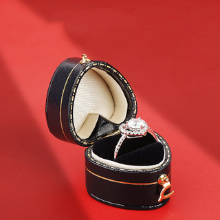 Luxury creative heart shape leather ring gift packaging box Valentine's Day wedding jewelry ring display packaging box wholesale