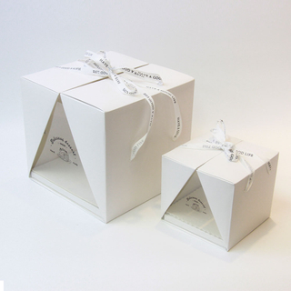 New Style White Paper Foldable Birthday Cake Gift Packaging Box with Ribbon Closure Wholesale