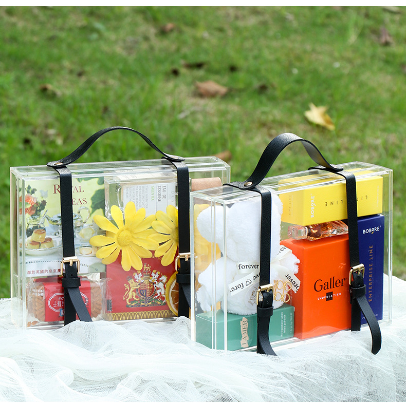High-grade Transparent Acrylic Wedding Candy Gift Scented Candle Cosmetic Carry Packaging Box with PU Leather Handle