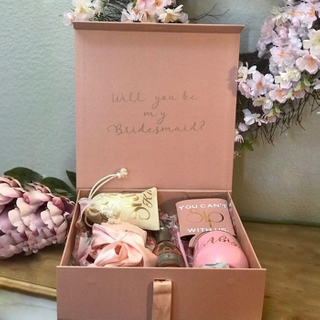 Custom Logo Printed Paper Cardboard Magnetic Perfume Cosmetic Skin Care Essential Oil Storage Packaging Box