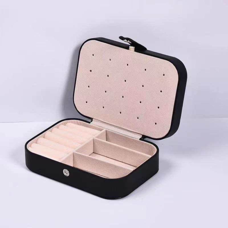New Design Stock Portable Superior Quality Luxury Organizer Jewelry Leather Jewelry Travel Case Jewelry Box