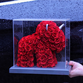 Wholesale OEM Clear Acrylic Preserved Roses Hydrangea Flowers Unicorn Gifts Packaging Box For Mother's Day