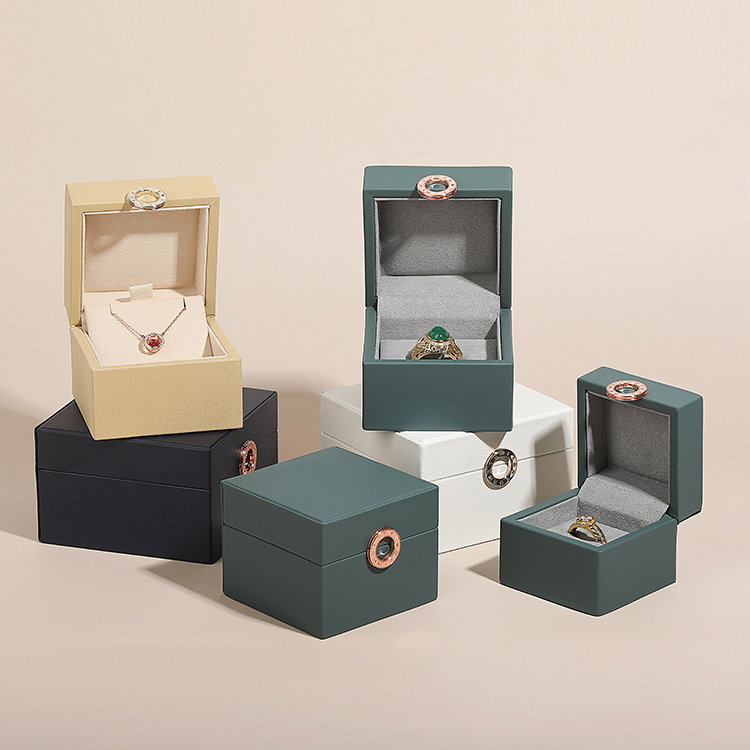 Crafting EleganceThe Jewelry Packaging Box
