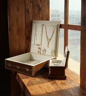 Metal Rivets Wooden Jewelry Packaging Set Box