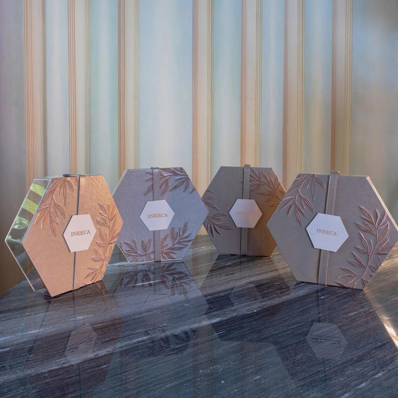 Luxury Hexagon Perfume Box Velvet Flowers Embroidery Perfume Gift Boxes clear Acrylic Plastic Base Cosmetic Skincare Box Set